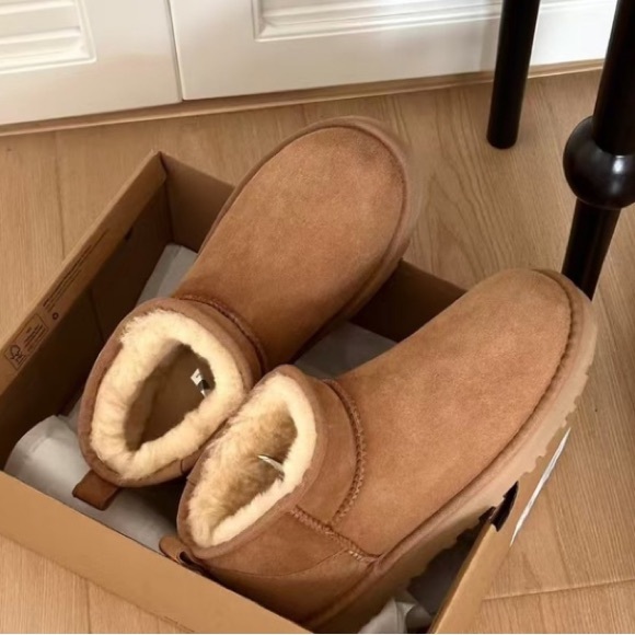 UGG Shoes - New Ugg Womens mini Snow boots